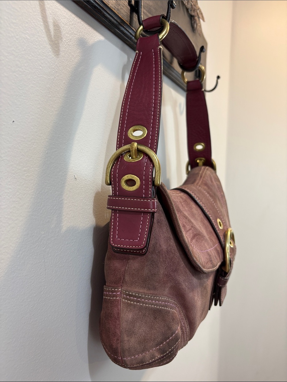 Vintage Y2K Coach F10193 Large SoHo Plum Suede Shoulder Handbag Rare - Picture 2 of 14